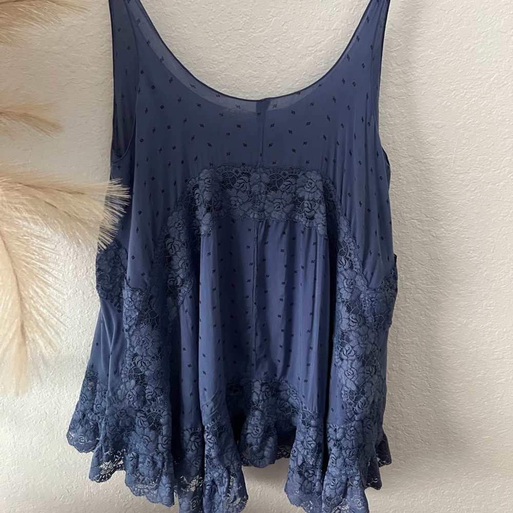 Free People | XS blue lace top